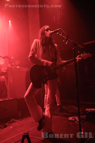 TESS PARKS - 2019-04-22 - PARIS - Petit Bain - 